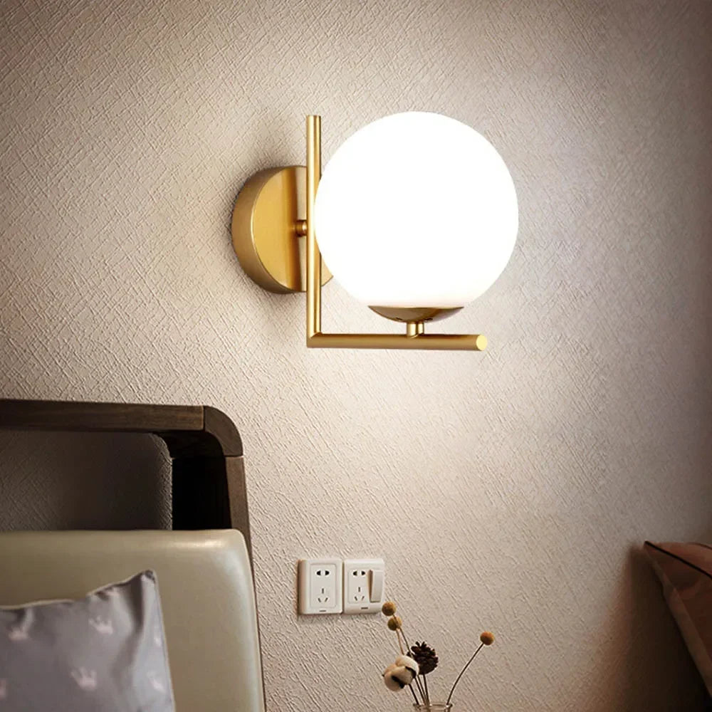 HelioGlow™ Wall Lamp