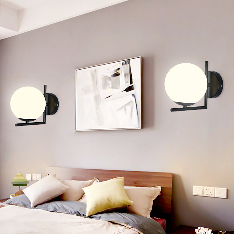 HelioGlow™ Wall Lamp