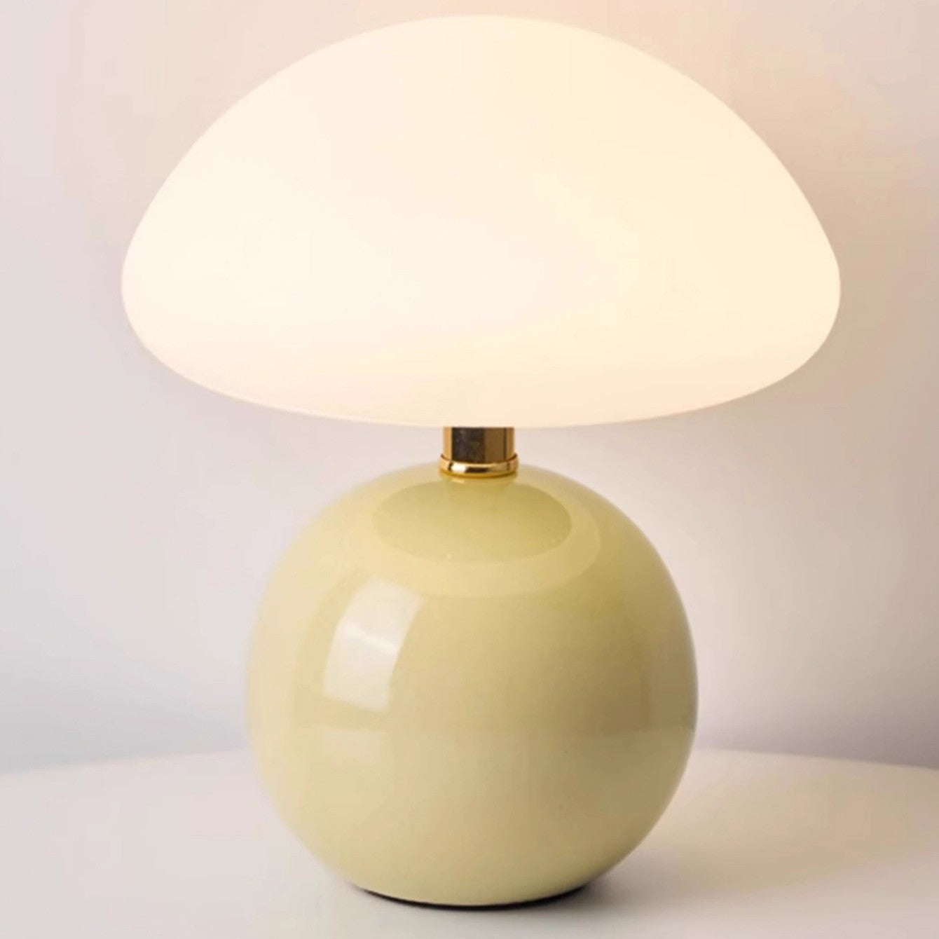 Capsillum Glow™ Table Lamp