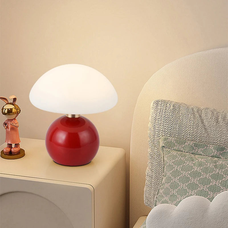 Capsillum Glow™ Table Lamp