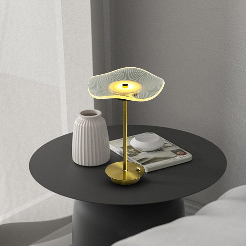 Nymphaea Shine™ Table Lamp