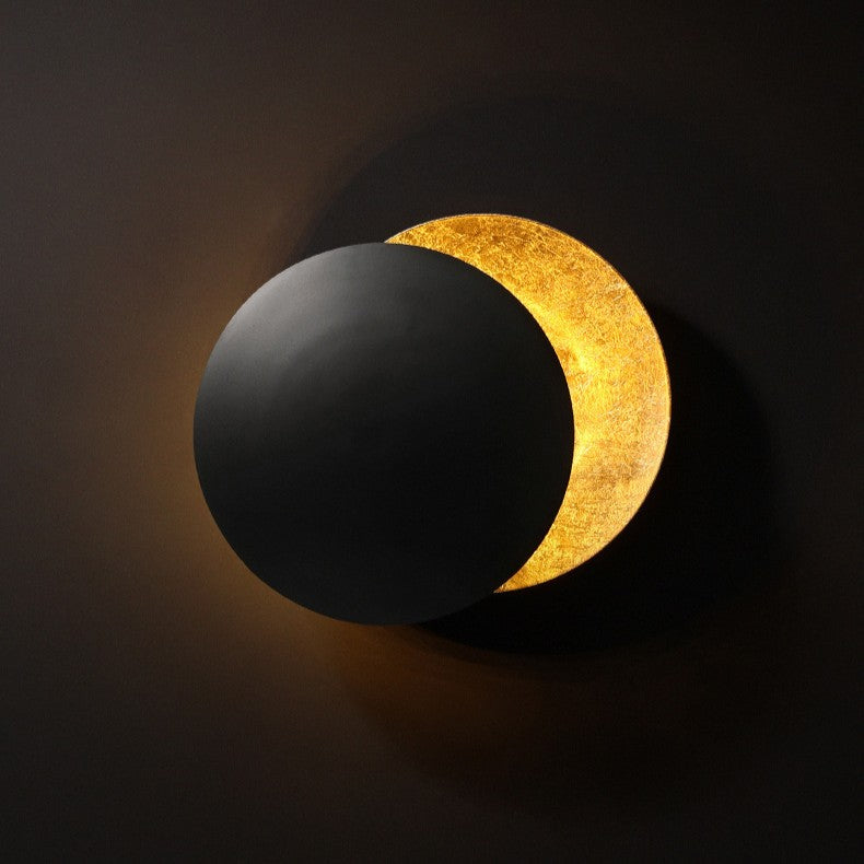 Lunar Atlas™ Wall Light Black-Brass Warm white