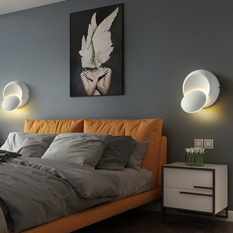 Eclipse360™ Wall Light
