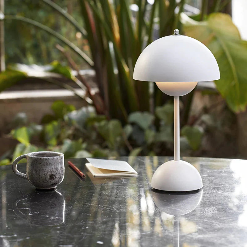 LumiBloom™ Portable Flowerpot Table Lamp Glossy White