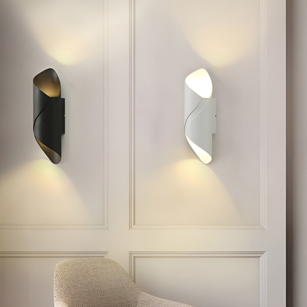 CelestialNova™ Wall Lamp