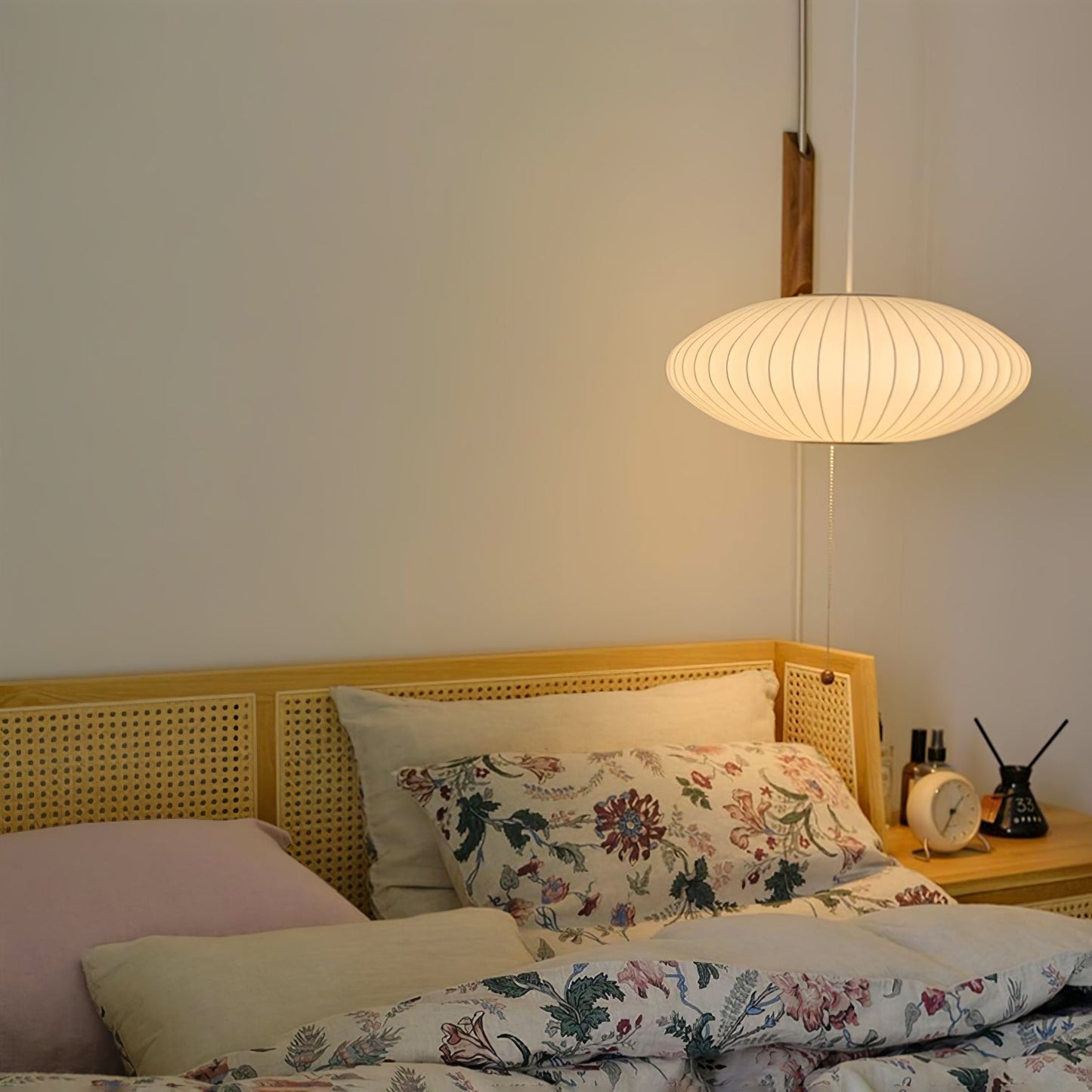 Gleam Lantern™ Wall Lamp Disc