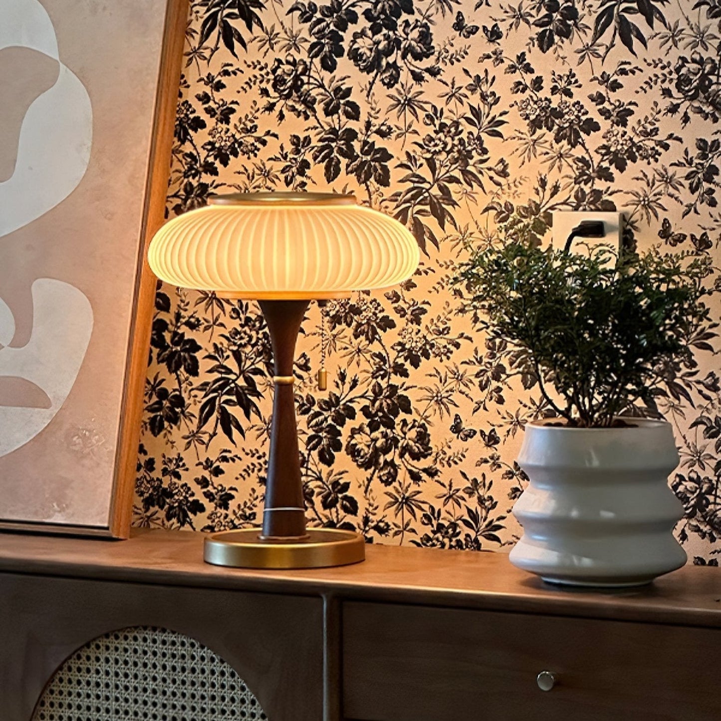 OpalRegalia™ Table Lamp