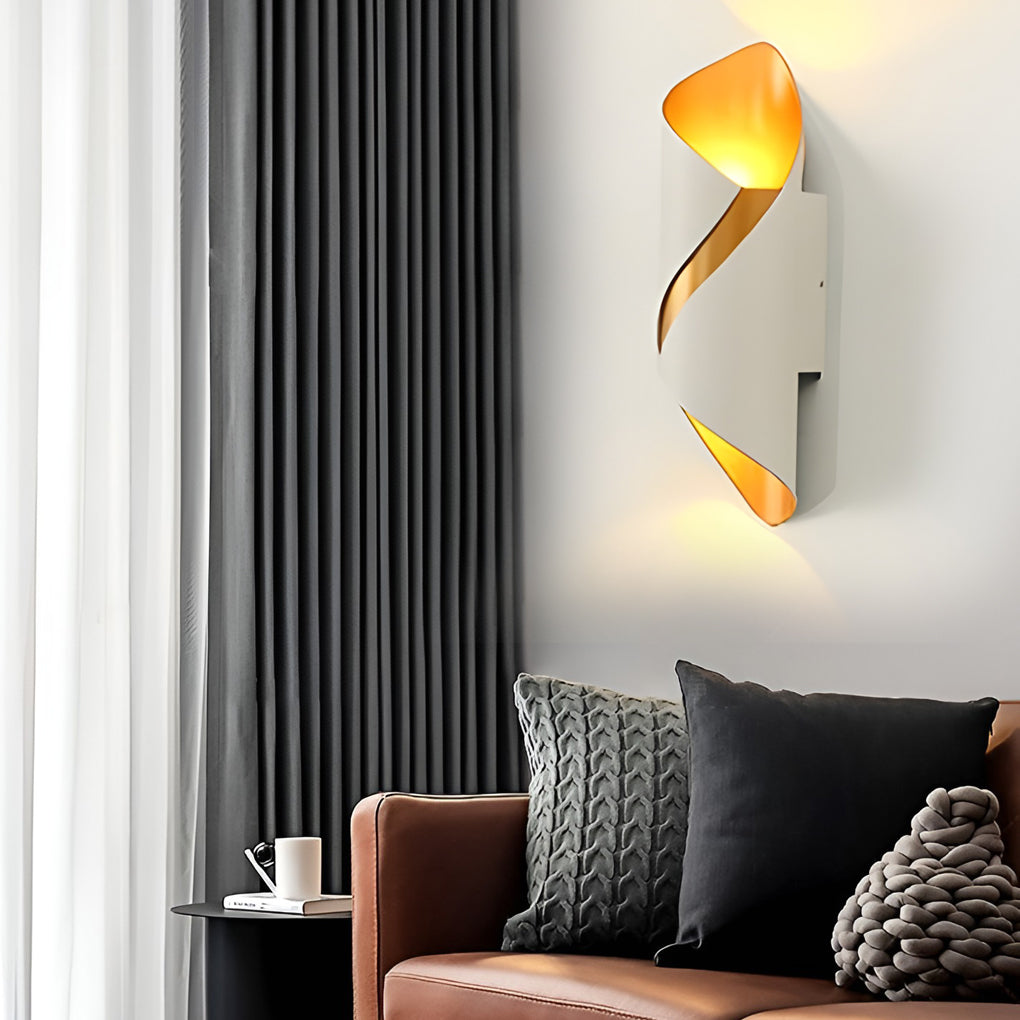 CelestialNova™ Wall Lamp White Gold