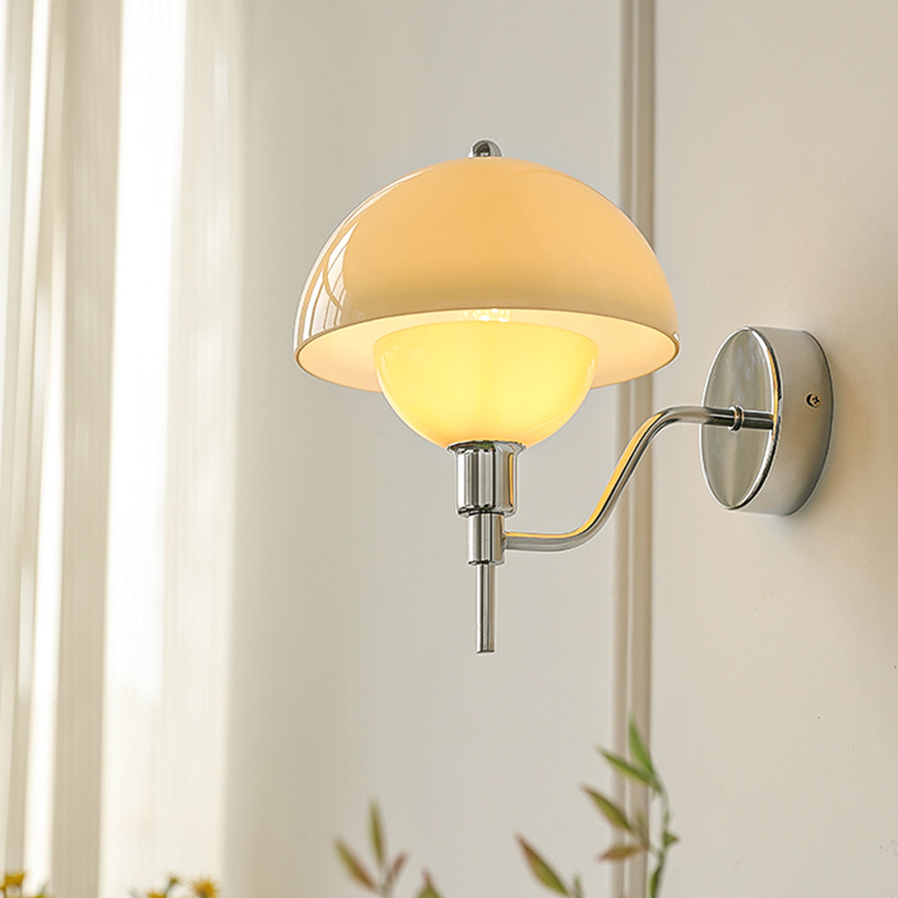 Creamy Cap™ Wall Lamp Yellow Chrome