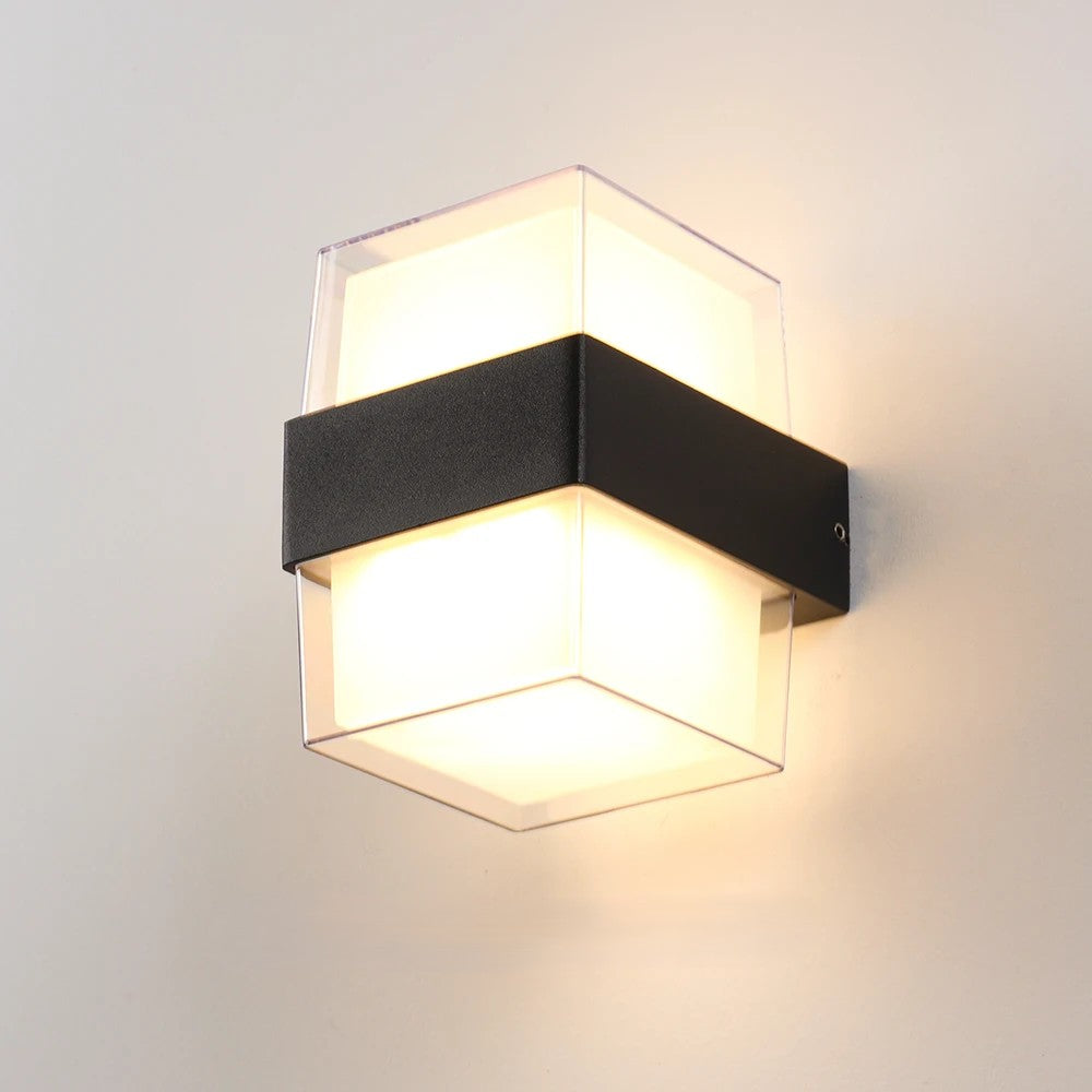 EcoBox Glow™ Outdoor Wall Lamp Square Warm