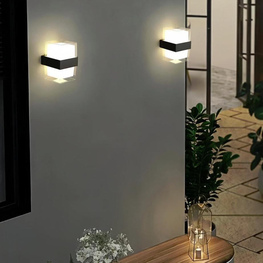 EcoBox Glow™ Outdoor Wall Lamp