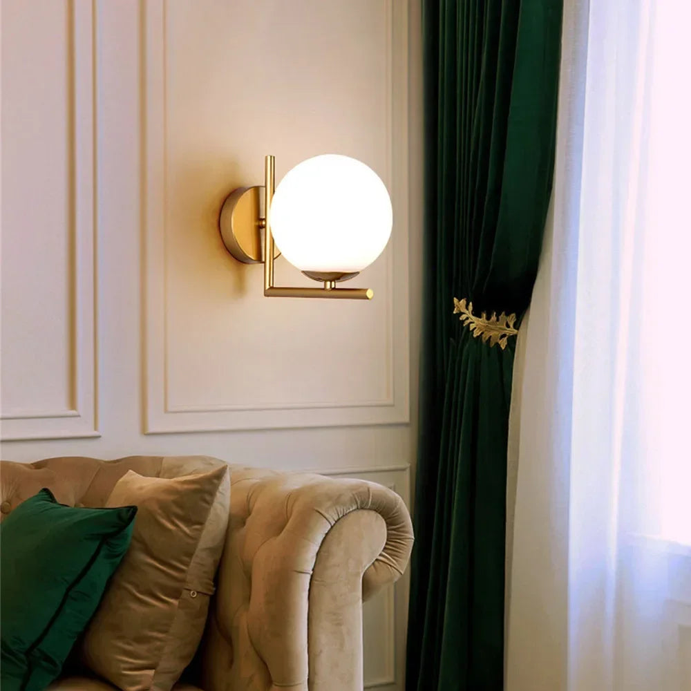 HelioGlow™ Wall Lamp