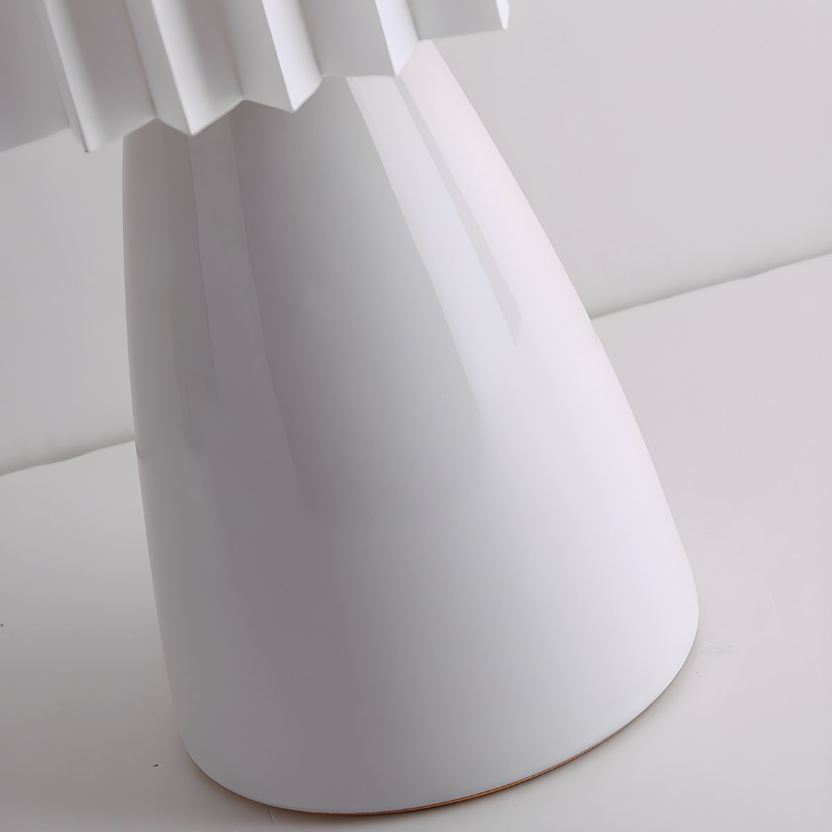 Dusk Delight™ Table Lamp