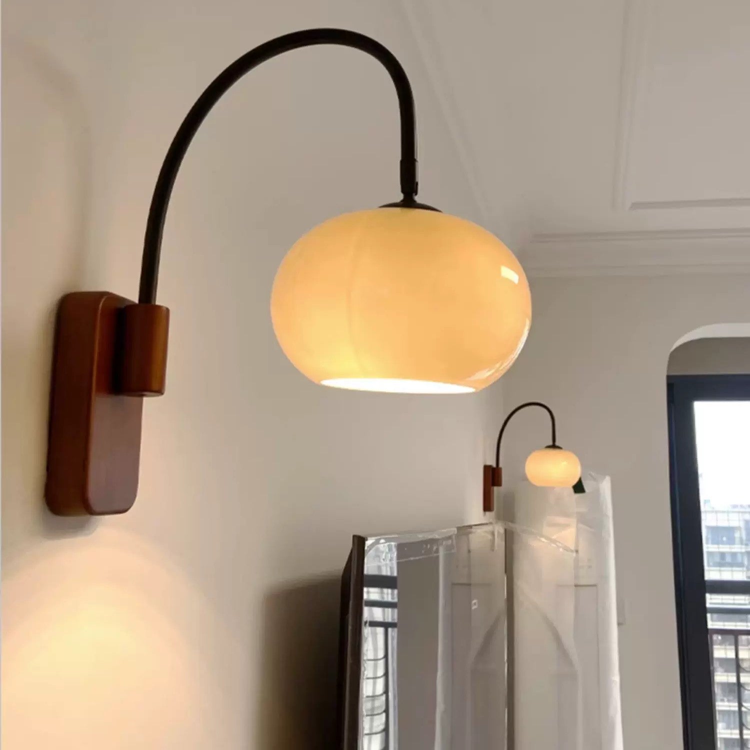 Glass Harmony™ Swivel Wall Lamp