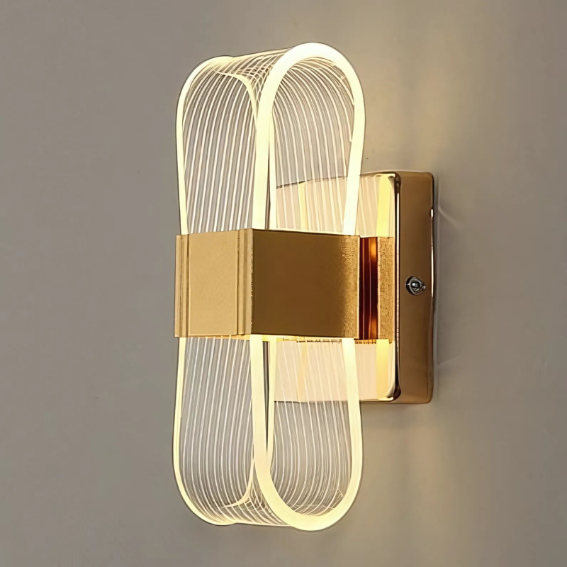 Lustrous Loop™ Wall Light