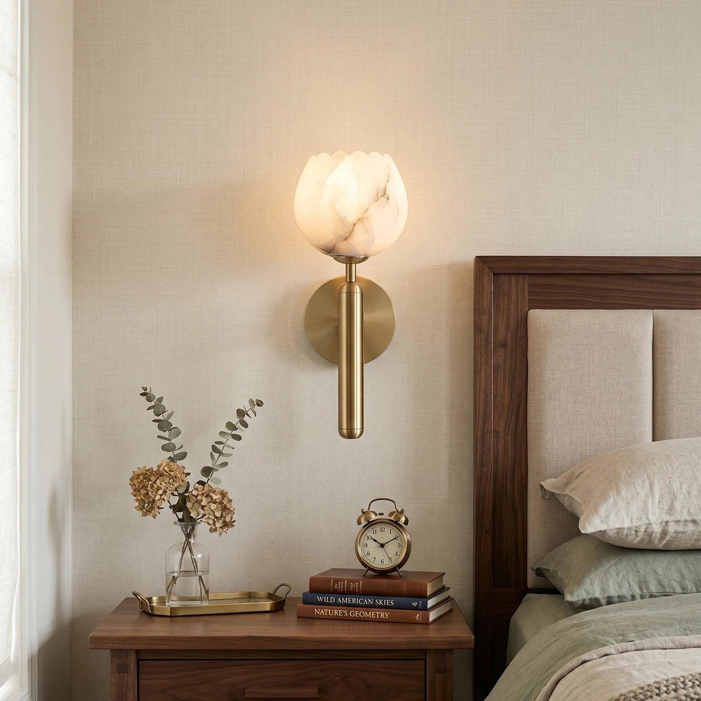 Rosebud Marble™ Wall Lamp