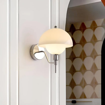Creamy Cap™ Wall Lamp
