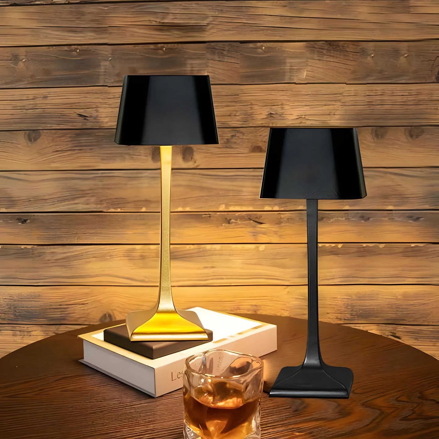 GoldAura Wireless™ Desk Lamp