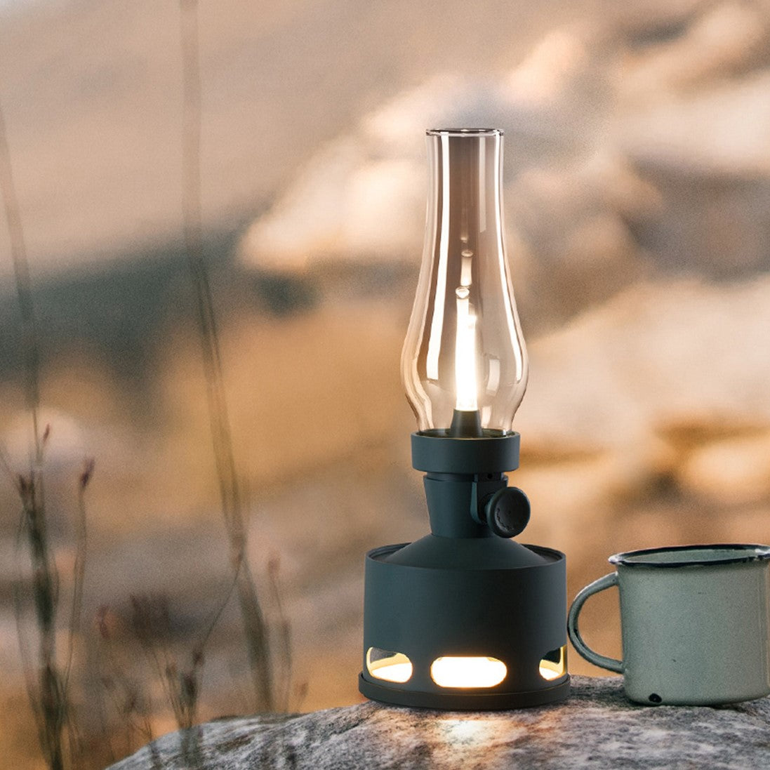 Glowforge™ Lantern Table Lamp