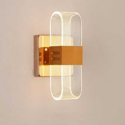 Lustrous Loop™ Wall Light