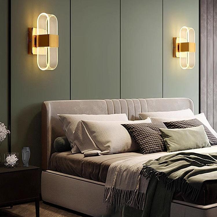 Lustrous Loop™ Wall Light