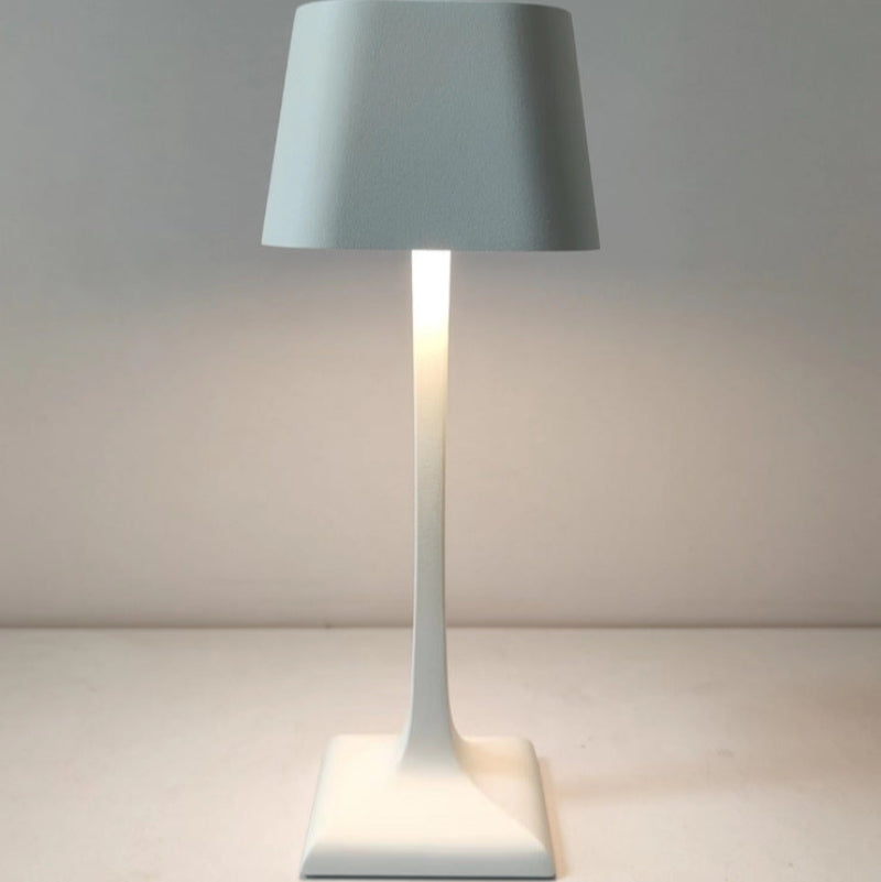 GoldAura Wireless™ Desk Lamp