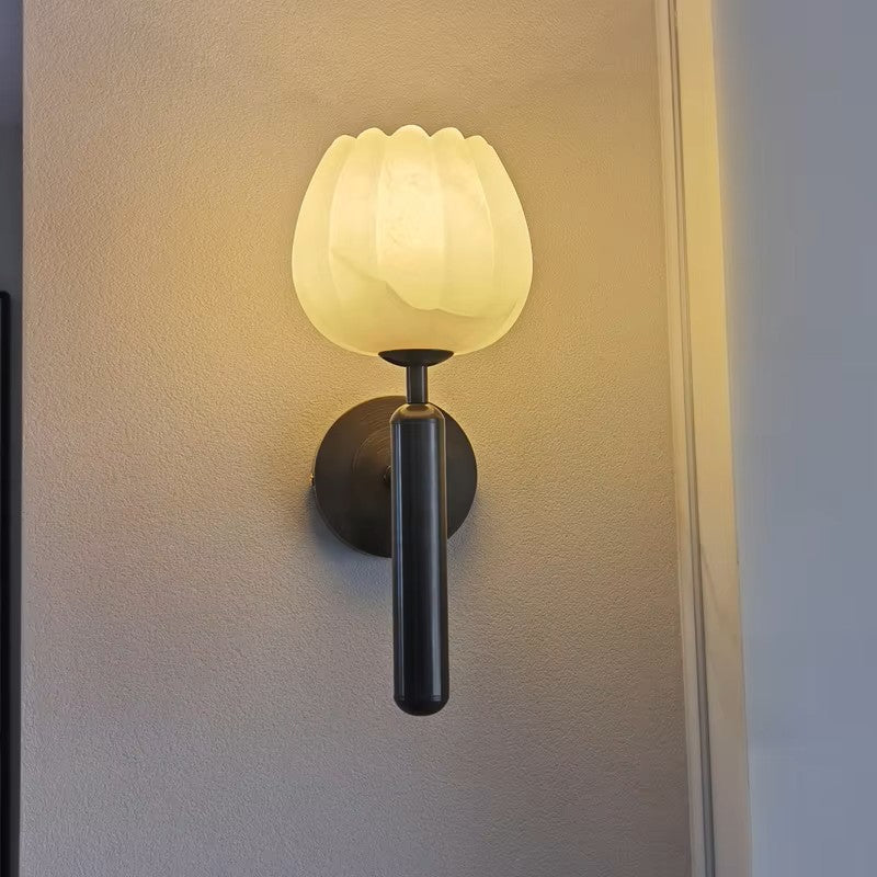 Rosebud Marble™ Wall Lamp