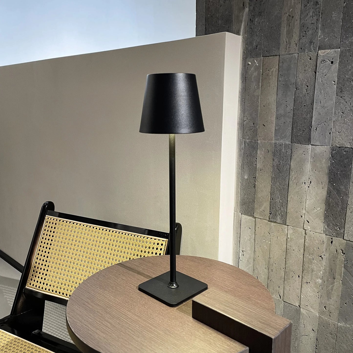 Cordless Radiance™ Table Lamp