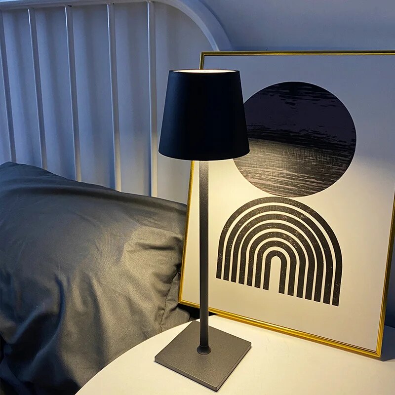 Cordless Radiance™ Table Lamp