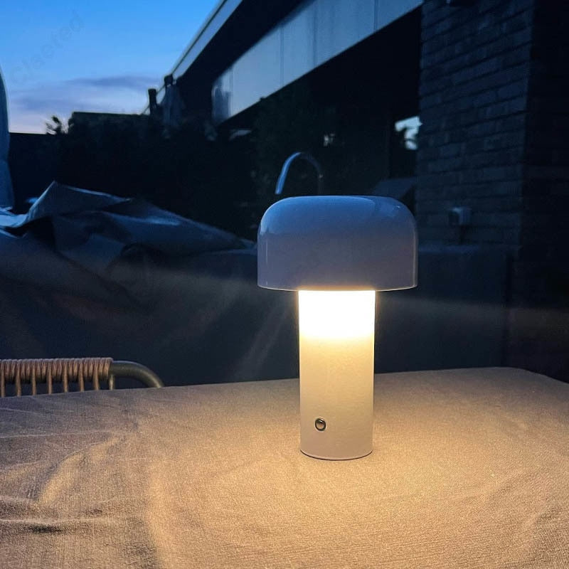 HueLuster™ Table Lamp