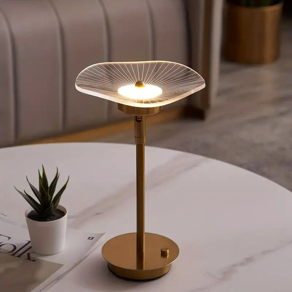 Nymphaea Shine™ Table Lamp