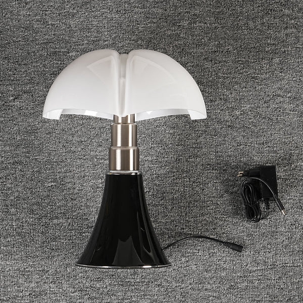 ClassicGlow LED Retro Lamp
