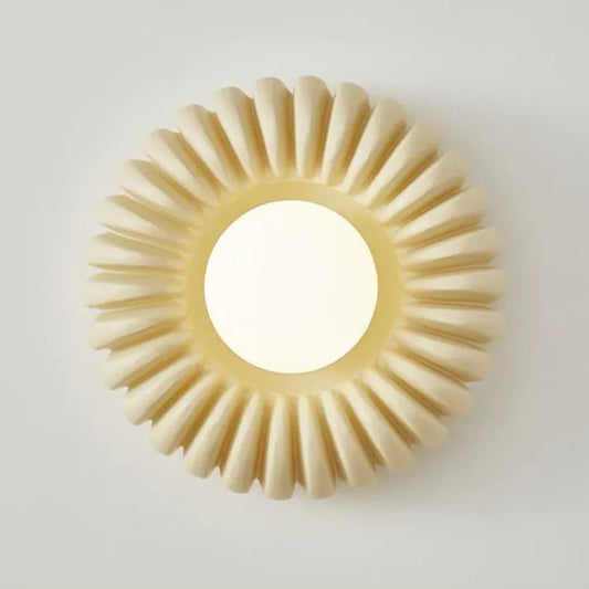 Creamy Blossom™ Wall Light