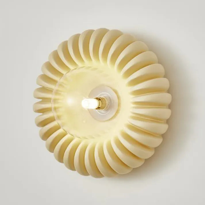 Creamy Blossom™ Wall Light