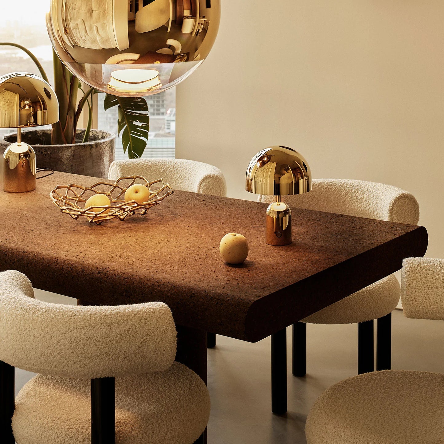 RadiantRoo™ Table Lamp
