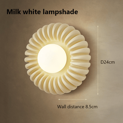 Creamy Blossom™ Wall Light